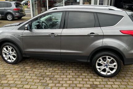 Ford Kuga 148.000 km 9.700 &euro; Cölbe 35091