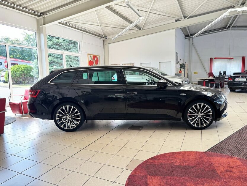 Skoda Superb L&K 4x4/280 PS/Canton/ACC/Spur/VZE/Ahk 92.644 km 25.490 € Leipzig 04347