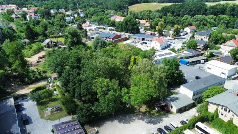 Grundstück in Radeberg 195.000 € 2750 m²