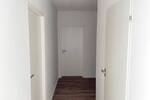 **Frisch renoviert** Zentrale Lage, 2 Zimmer, Balkon, guter Schnitt, Aufzug, Stellplatz 2 zimmer