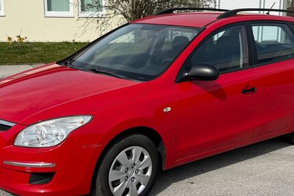 Hyundai i30 176.000 km 1.890 &euro; München 81479
