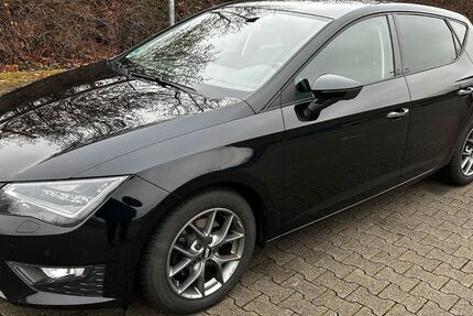 Seat Leon 102.500 km 11.700 &euro; Lautertal 36369