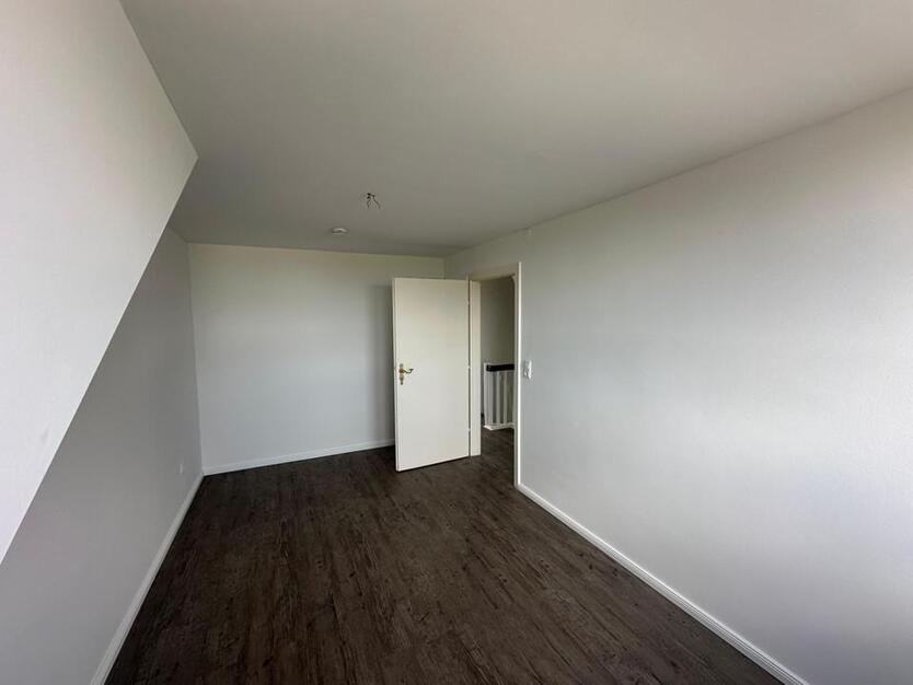 Wulfsdorf - renoviertes, kleines Reihenhaus mit Garten, Terrasse und Garage in Ostsee Nähe für max. 3 Personen!