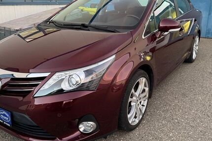 Toyota Avensis 160.000 km 8.890 &euro; Spaichingen 78549