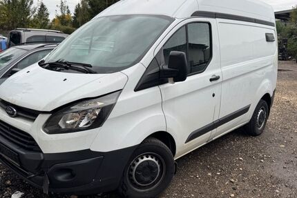 Ford Transit Custom 170.000 km 7.950 € Erbach bei Ulm 89155