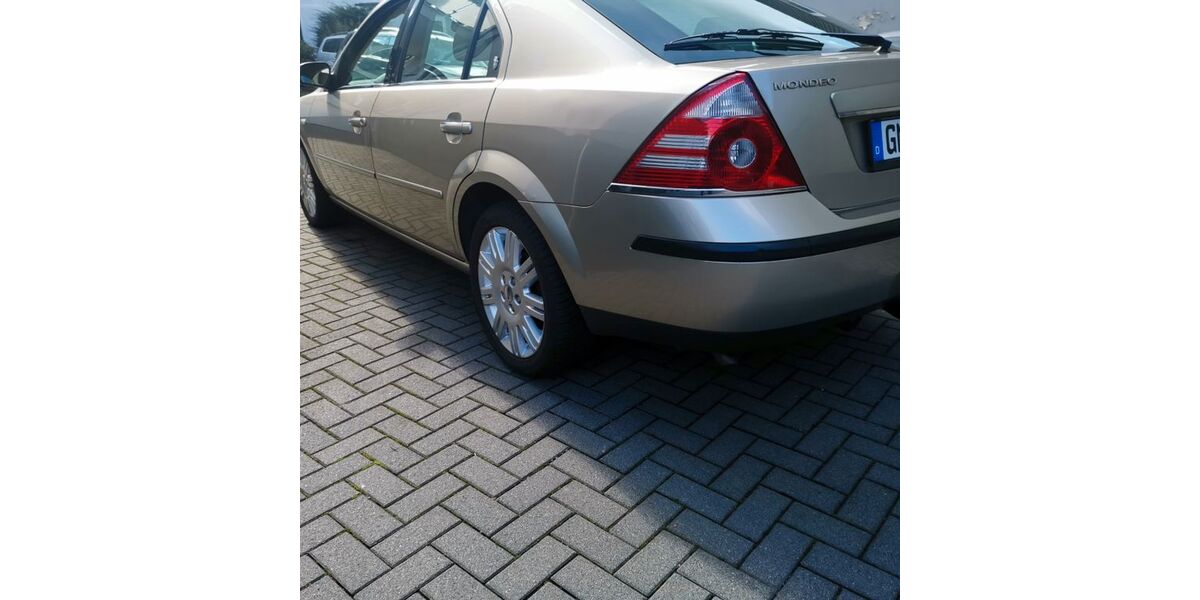 Ford Mondeo 179.999 km 3.799 &euro; Radevormwald 42477