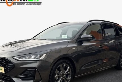 Ford Focus Turnier ST-Line X *AHK//Head-up/Navi/SHZG/PD 22.801 km 23.480 € Bamberg 96052