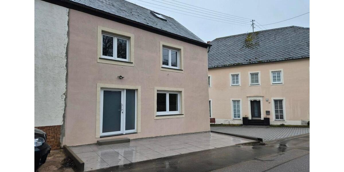 Etagenwohnung Mettendorf - 3 Zimmer, 120 m&sup2;, 1.200&euro; | Angebot:25383399