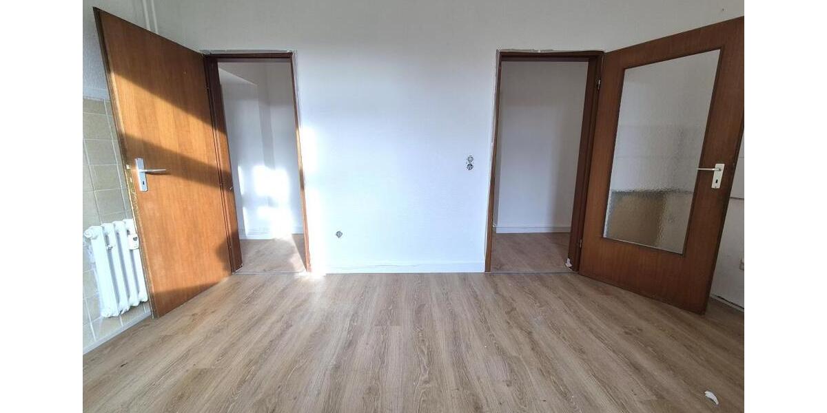Etagenwohnung Duisburg Hamborn - 4 Zimmer, 94 m&sup2;, 655&euro; | Angebot:26300948