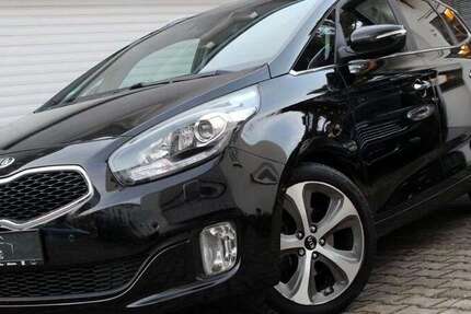 Kia Carens 123.900 km 9.990 &euro; München 81243