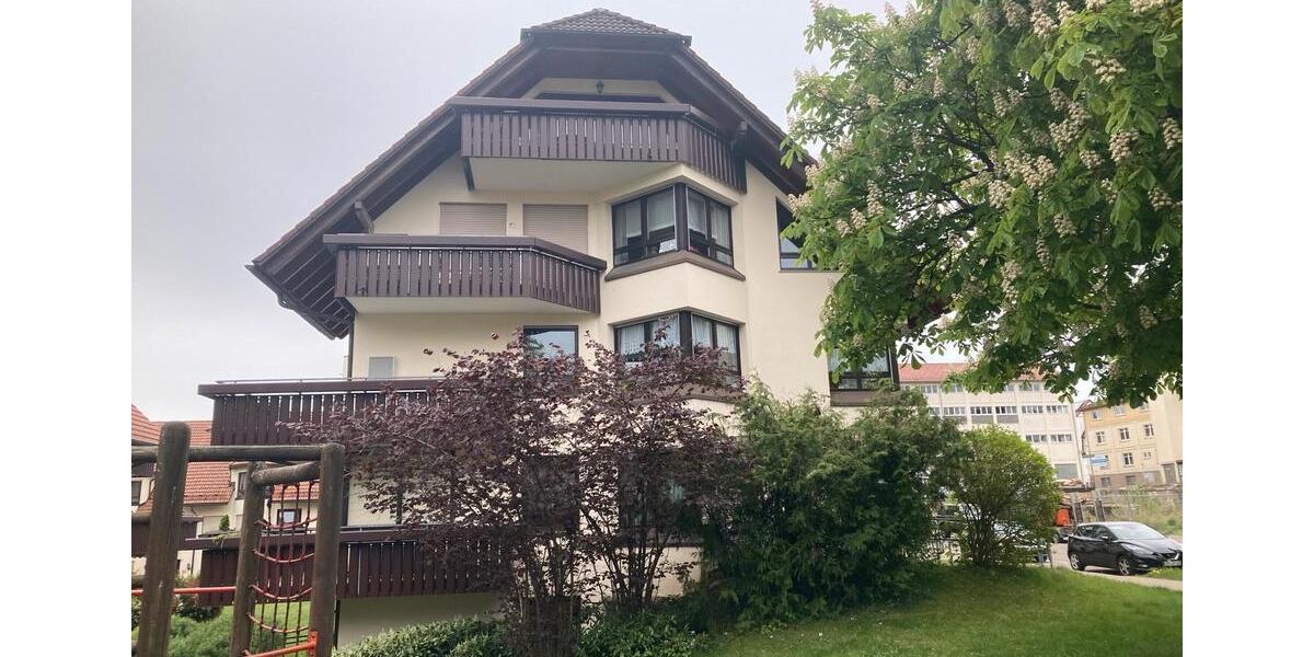 Dachgeschoßwohnung Freudenstadt - 2.5 Zimmer, 67 m&sup2;, 205.000&euro; | Angebot:27219907