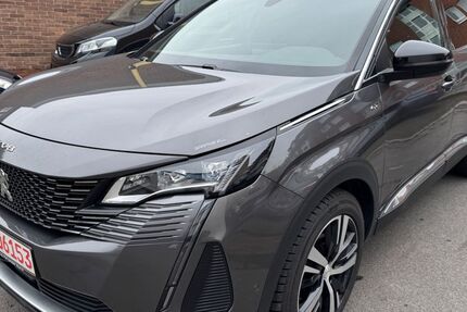 Peugeot 5008 193.000 km 15.700 € Neuss 41462