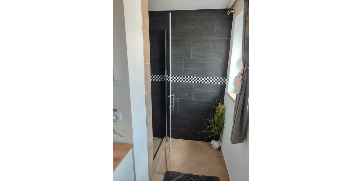 Einfamilienhaus Triftern - 8 Zimmer, 240 m&sup2;, 699.000&euro; | Angebot:27072652