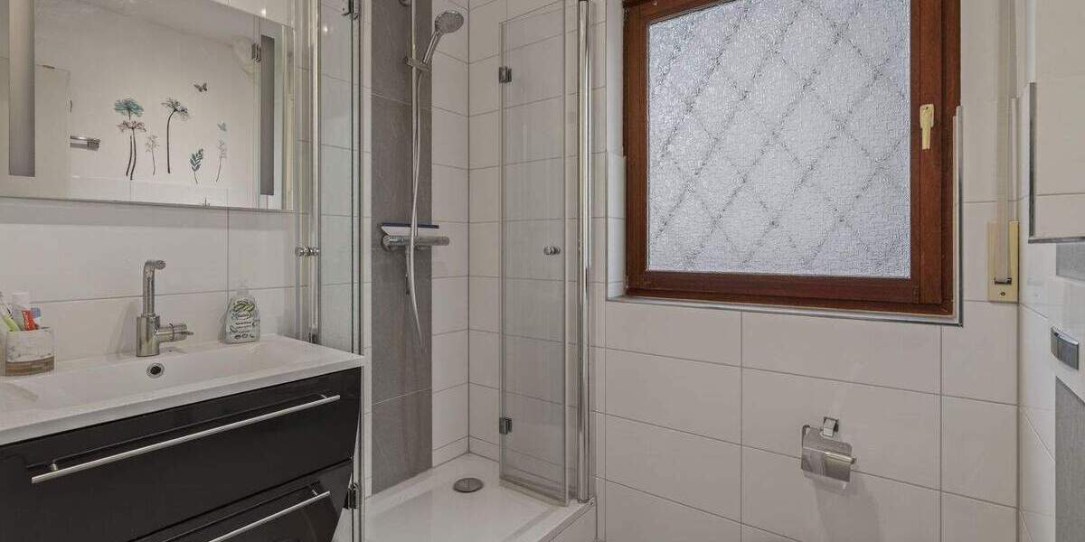 Doppelhaushälfte Karlsruhe Neureut - 6 Zimmer, 147 m&sup2;, 599.000&euro; | Angebot:24529347