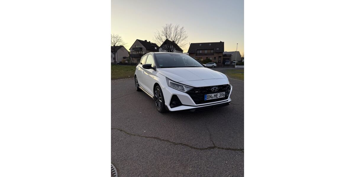 Hyundai i20 27.601 km 18.500 &euro; Bonn 53227