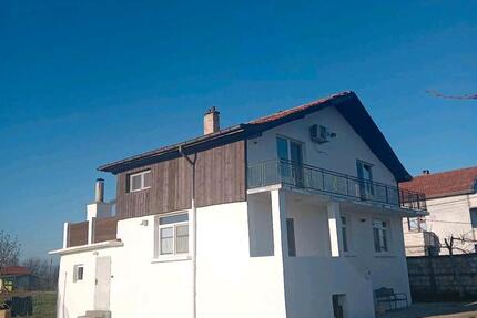 Haus Hamm (Sieg) - 5 Zimmer, 142 m&sup2;, 132.000&euro; | Angebot:25975746