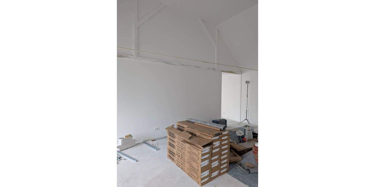 Etagenwohnung Leipzig Seehausen - 2 Zimmer, 122 m&sup2;, 1.250&euro; | Angebot:24820712