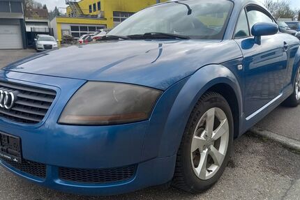 Audi TT 221.000 km 3.250 &euro; Ludwigsburg 71642