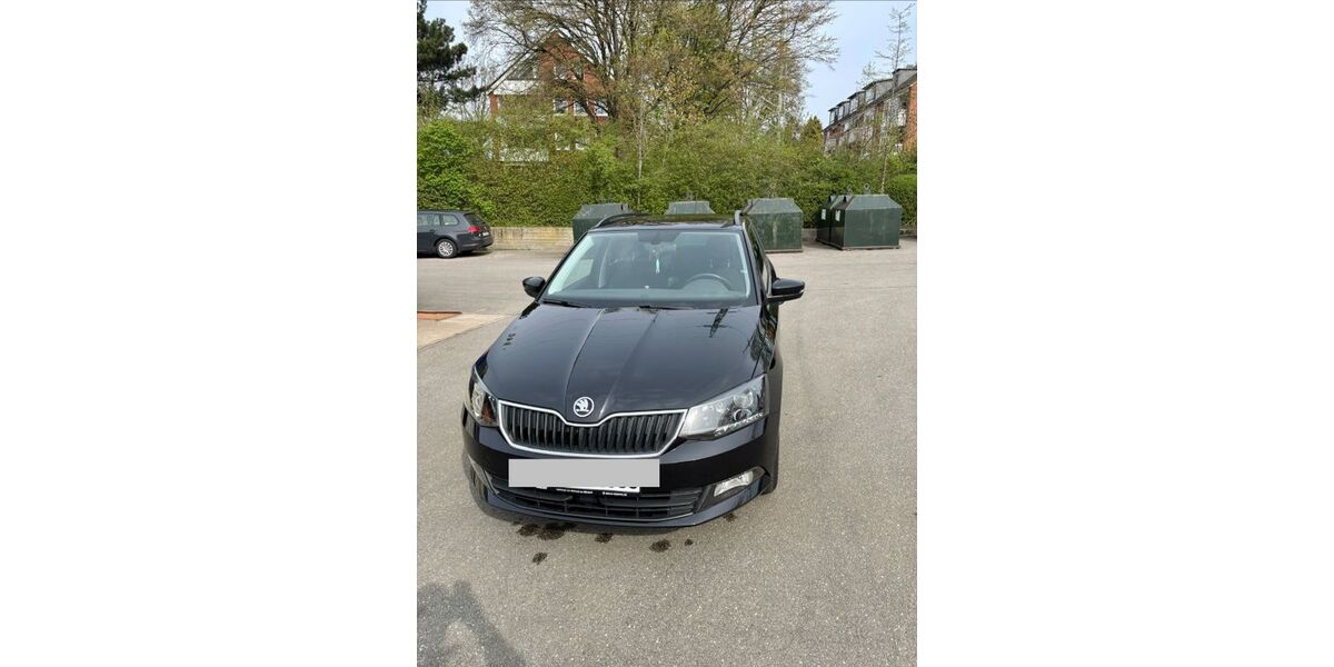 Skoda Fabia 103.500 km 7.900 &euro; Hamburg 22309