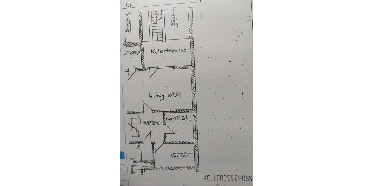 Doppelhaushälfte Offenbach am Main Bürgel - 8 Zimmer, 250 m&sup2;, 2.300&euro; | Angebot:22243715