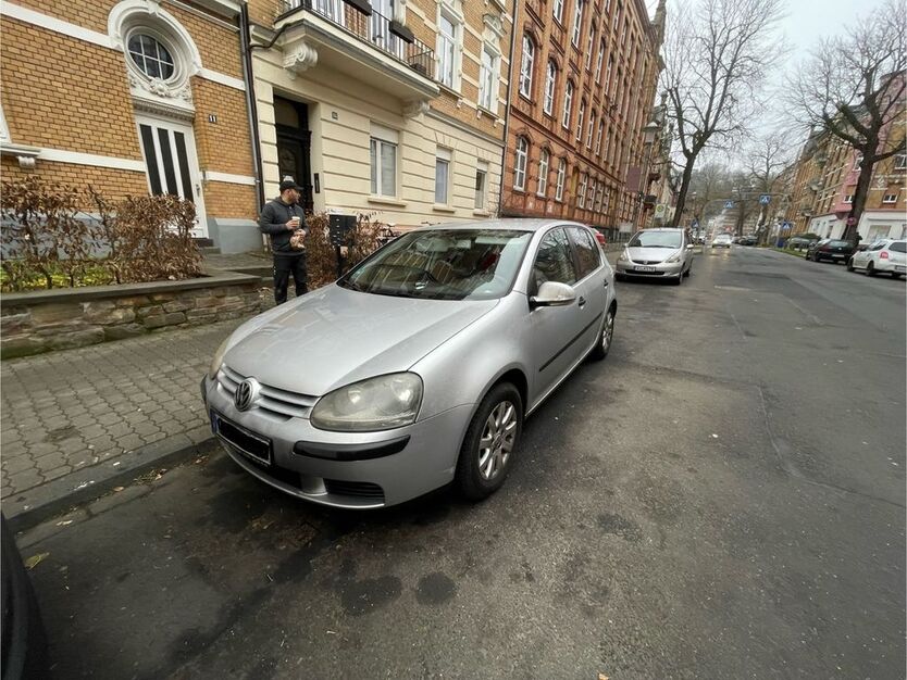 VW Golf 203.000 km 2.500 € Bendorf 56170