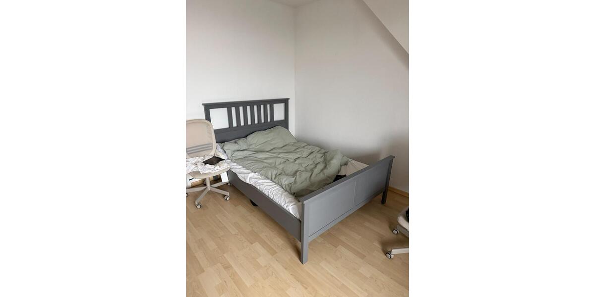 Schöne, zentrale 4 Zimmerwohnung im Klosterforst 4 zimmer