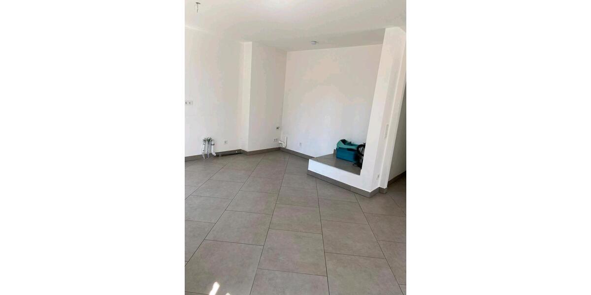 Etagenwohnung Dachau - 4 Zimmer, 100 m&sup2;, 1.300&euro; | Angebot:26398620