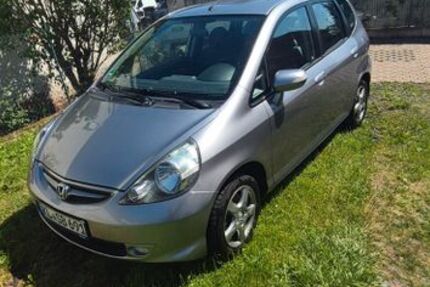 Honda Jazz 185.000 km 2.500 &euro; Otterbach 67731