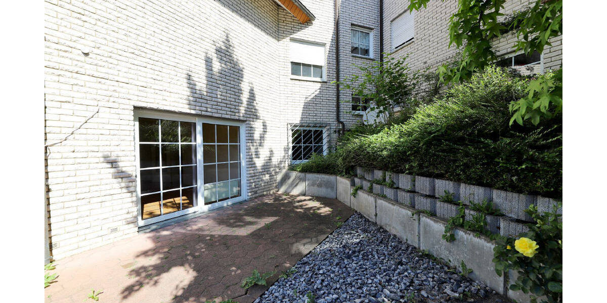 Etagenwohnung Lage - 2 Zimmer, 68 m&sup2;, 95.000&euro; | Angebot:26751736