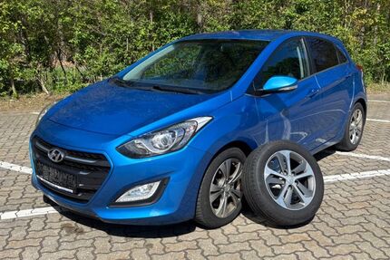 Hyundai i30 261.500 km 5.900 &euro; Bamberg 96050