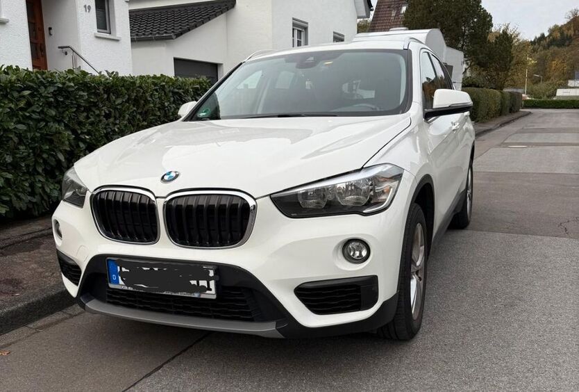 BMW X1 106.901 km 15.900 € Gummersbach 51645