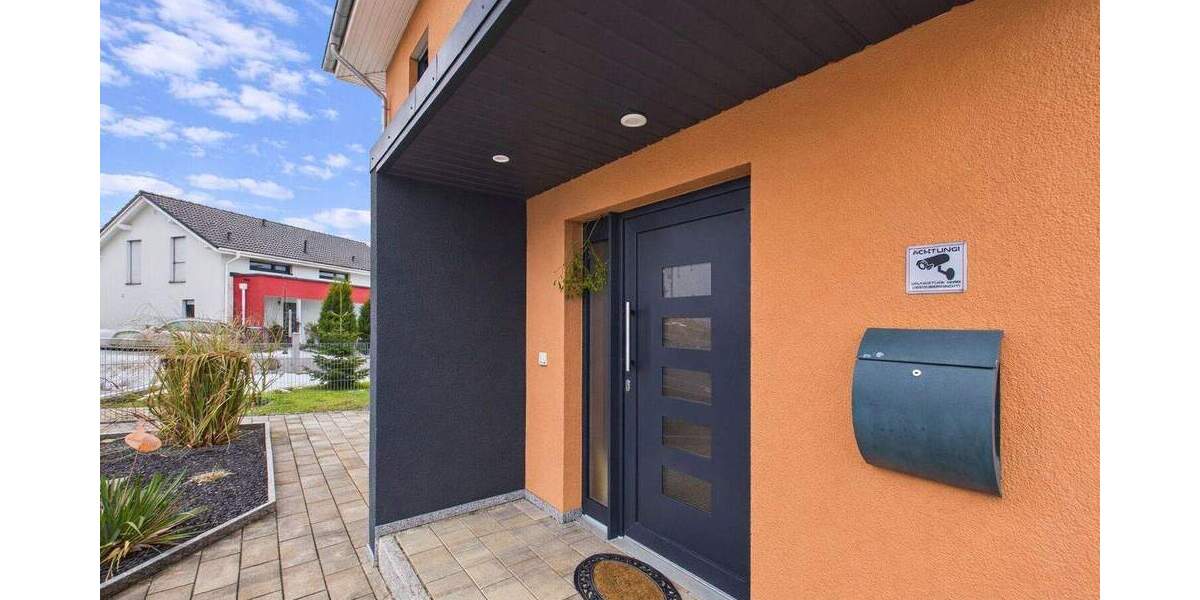 Einfamilienhaus Rottenburg an der Laaber Rottenburg - 4 Zimmer, 148 m&sup2;, 698.000&euro; | Angebot:25695148