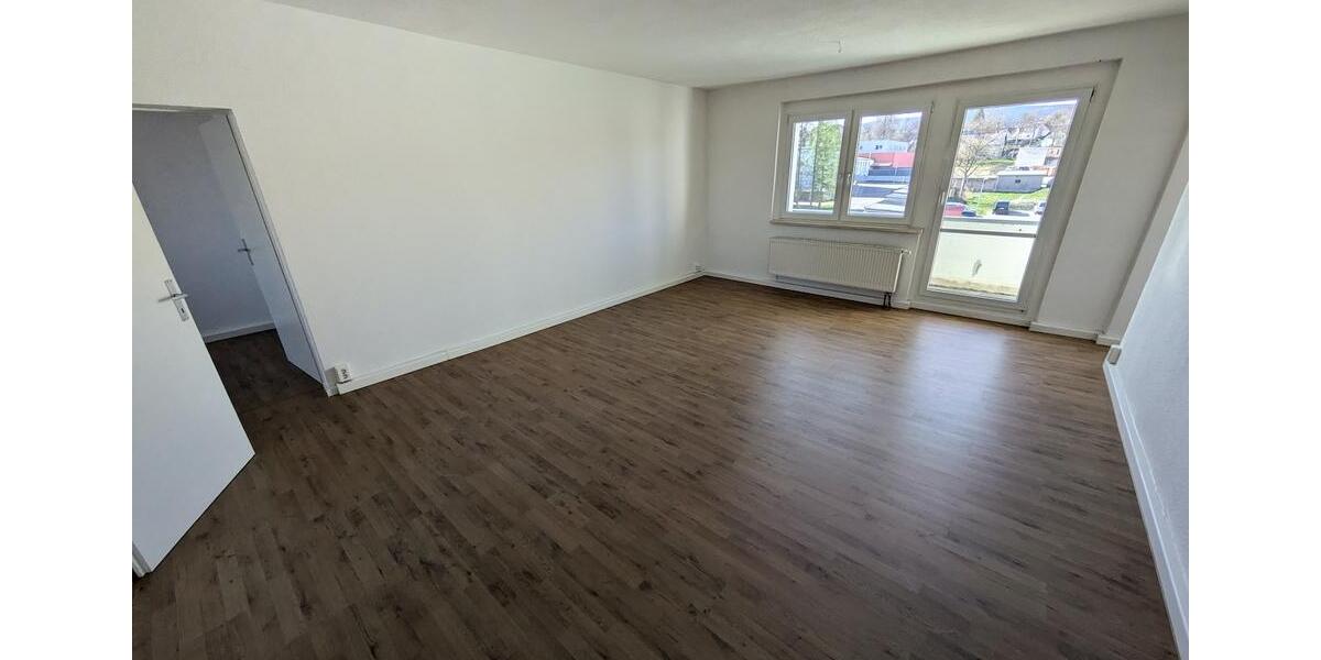 Etagenwohnung Eibenstock - 4 Zimmer, 80 m&sup2;, 419&euro; | Angebot:26404410