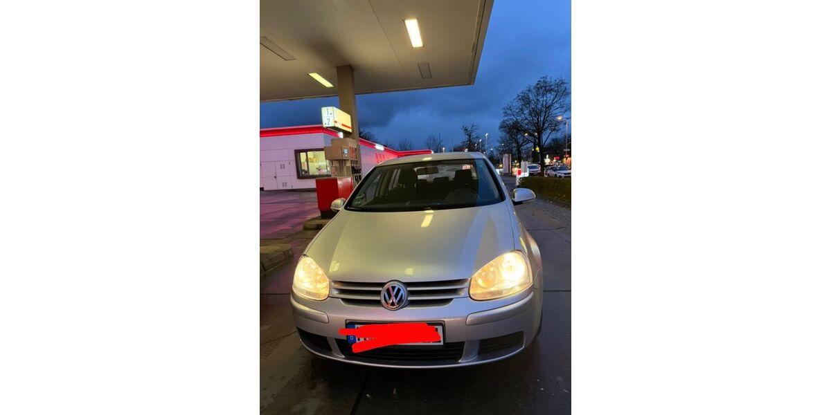 VW Golf 207.000 km 1.750 &euro; München 81673