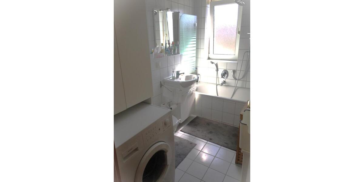 Etagenwohnung Nittendorf - 2.5 Zimmer, 56 m&sup2;, 850&euro; | Angebot:26379477