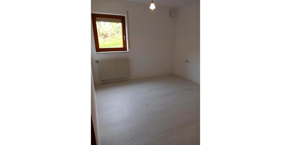 Erdgeschoßwohnung Trossingen - 2 Zimmer, 50 m&sup2;, 790&euro; | Angebot:26134773