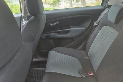 Fiat Grande Punto 170.000 km 600 &euro; Blumberg 78176