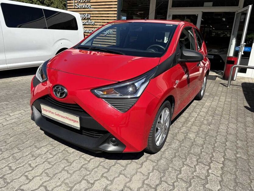 Aygo (X)