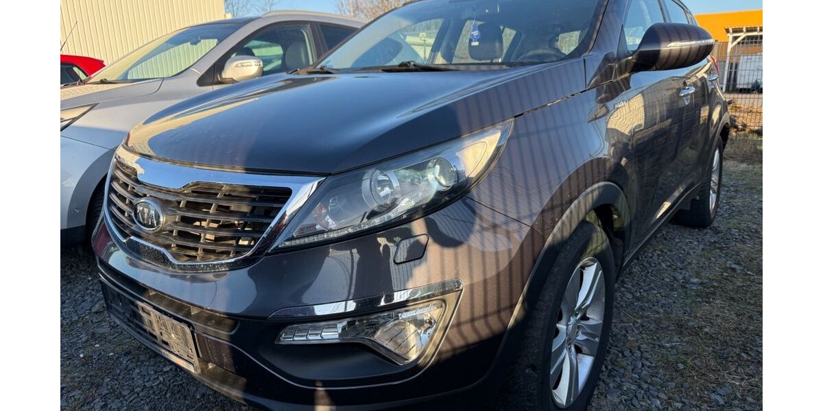 Kia Sportage 212.000 km 7.100 &euro; Wildau 15745