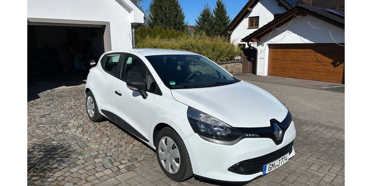 Renault Clio 123.000 km 6.500 &euro; Lindlar 51789