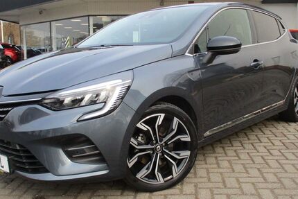 Renault Clio 24.589 km 17.898 € Melsungen 34212