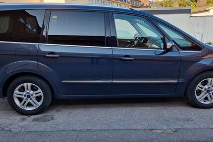Ford Galaxy 179.000 km 10.399 &euro; Gelsenkirchen 45881