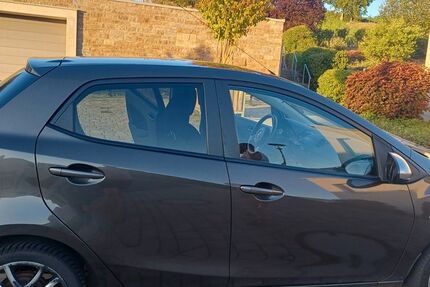 Mazda 2 109.000 km 6.000 &euro; Eibelstadt 97246