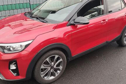 Kia Stonic 32.500 km 13.480 &euro; Koblenz 56070