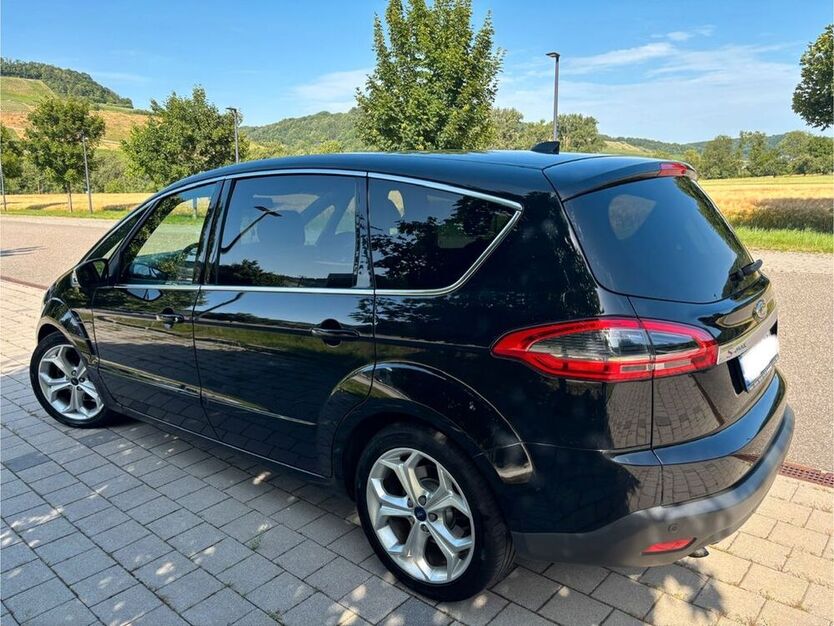 S-Max