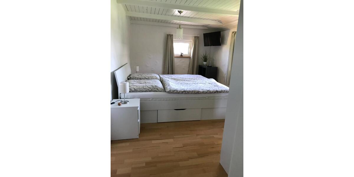 Einfamilienhaus Weddingstedt - 4 Zimmer, 100 m&sup2;, 1.450&euro; | Angebot:22931471