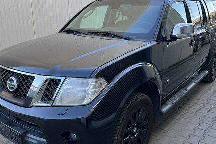 Nissan Navara 163.000 km 15.999 &euro; berlin 12305