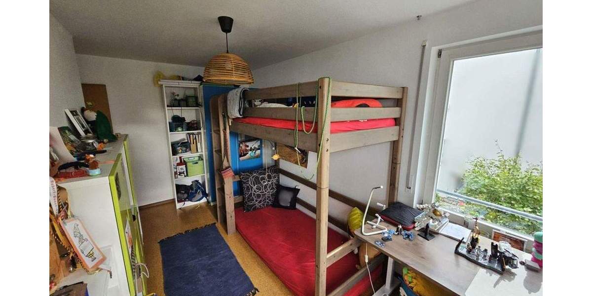 Familien-Immobilie mit Top-Lage von privat - 130m² Wohnen + 42m² Nutzfläche - 271m² Grund 5 zimmer