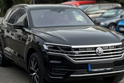 VW Touareg 60.000 km 43.800 € Oberaudorf 83080