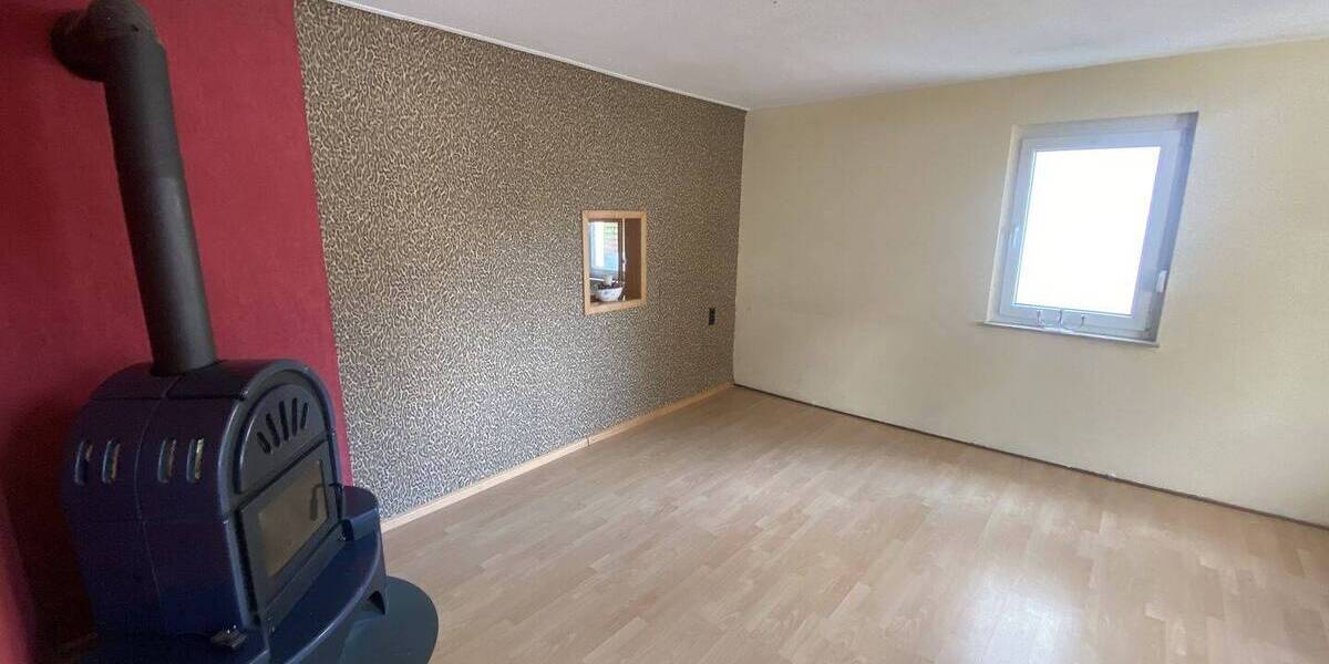 NEU: PROVISIONSFREI! Sehr schöne Doppelhaushälfte mit großem Garten und Garage - sofort bezugsfrei!! 5 zimmer